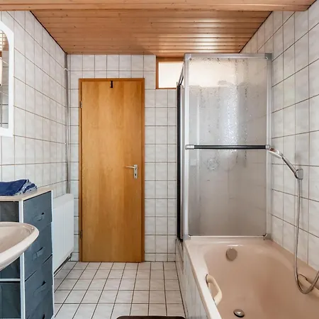 Im Zentrum Von Mahlberg, Cleaning Included *